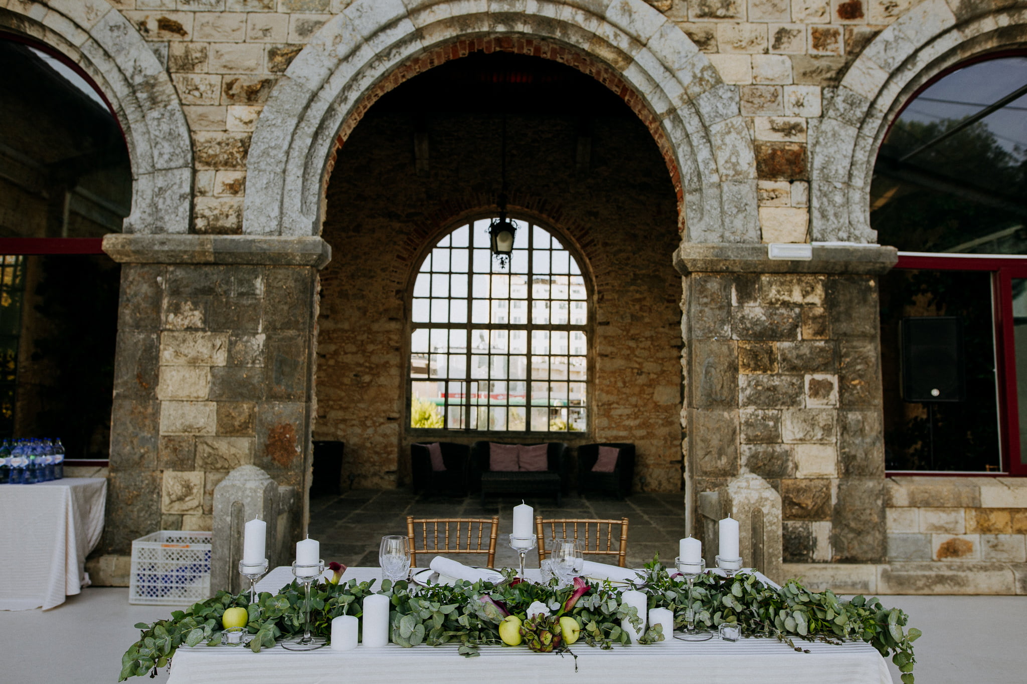 Forte da Cruz Wedding wide shot of couple table