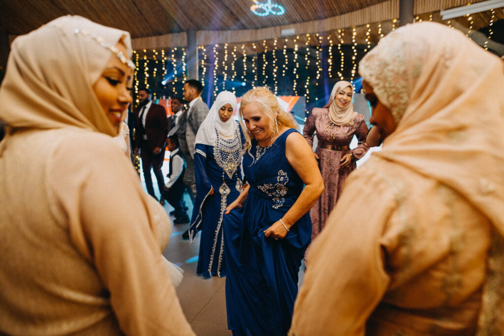 quinta lago dos cisnes romantic indian wedding 088